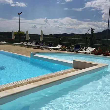 Tenuta Il Fienile Feriegård Momperone